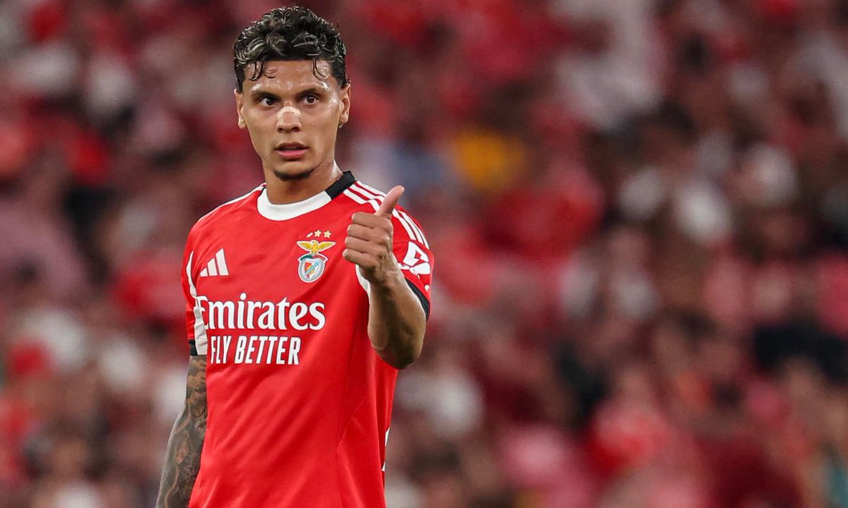 Muita gente critica o Richard Ríos porque acho que não conhecem bem o jogador e estavam à espera de golos e assistências sendo que não é os pontos mais forte dele.

Acho que, dentro das suas características, ele tem feito jogos interessantes. Seja com transições, forte em duelos,