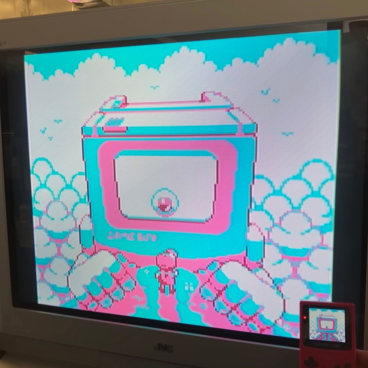 Here's a lil' sneak peek at what's in store for the pixel art gallery 📺 👀
#gameboy #gbstudio #gamedev