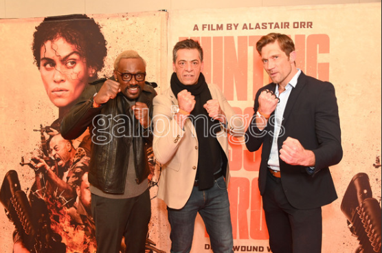 Gallo_Editorial's tweet photo. 🗞️ Aide Memoire Hunting Jessica Brok Premiere

👉 https://t.co/at8qbp1BGd

📸 @Oujay_Bopape https://t.co/xNUu2pOZvz
