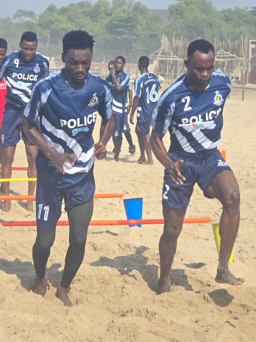 PNationals_fc's tweet photo. Pre season taking shape..

#conditioning #strength #endurance #toughness 

#beachwork🏝️

#preseason

#TeamPolice 💙
#WeArePolice👮🏾‍♂️
#PNFC
#AccessBankDOL https://t.co/VKlD6IKivd