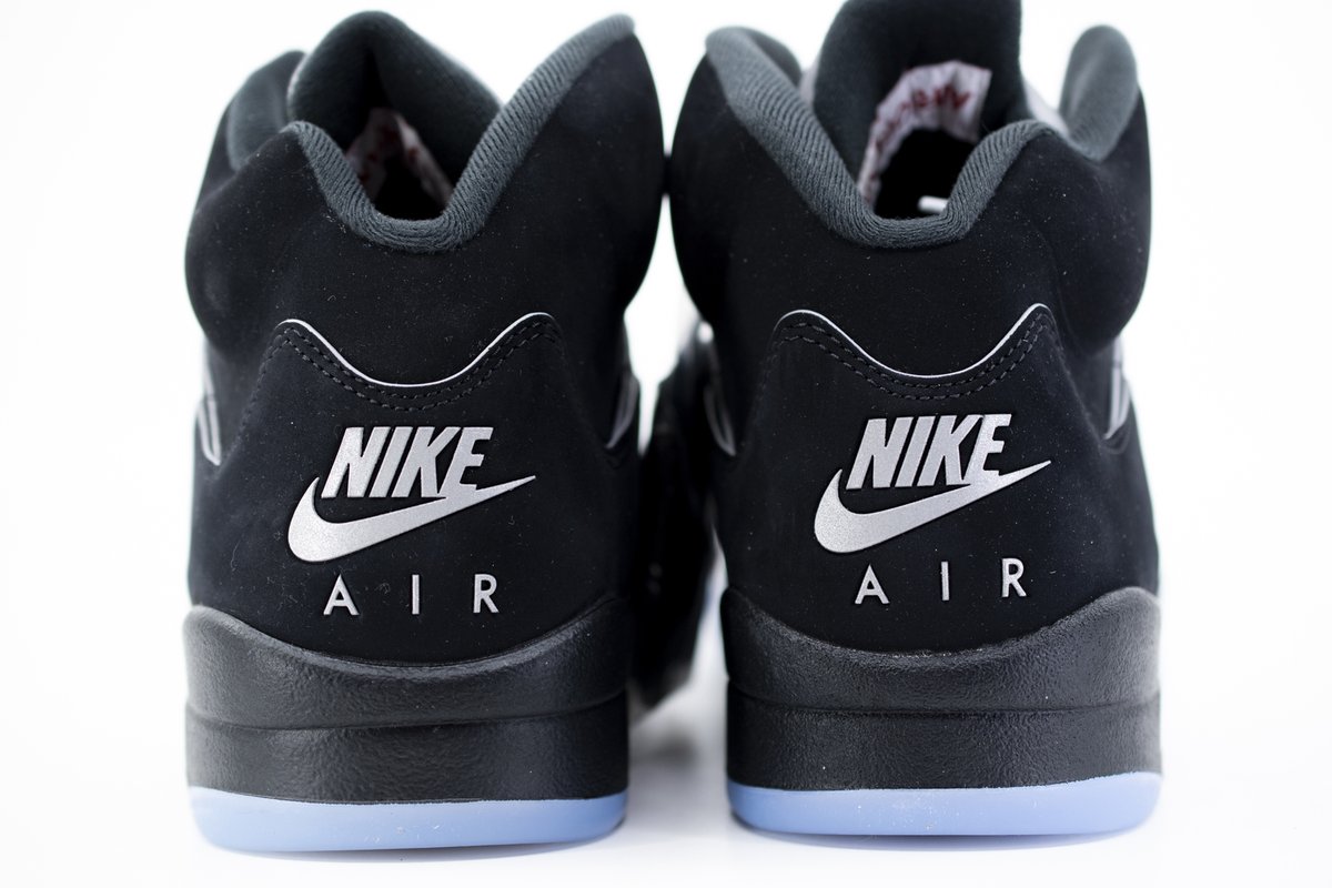 SNKRS might have denied you, but I'll always accept you!

Air Jordan 5 “Black Metallic Reimagined” Sz 11

insearchofshop.com/products/air-j…

Please rt <a href="/QuanFlix_/">Larry Jones</a>