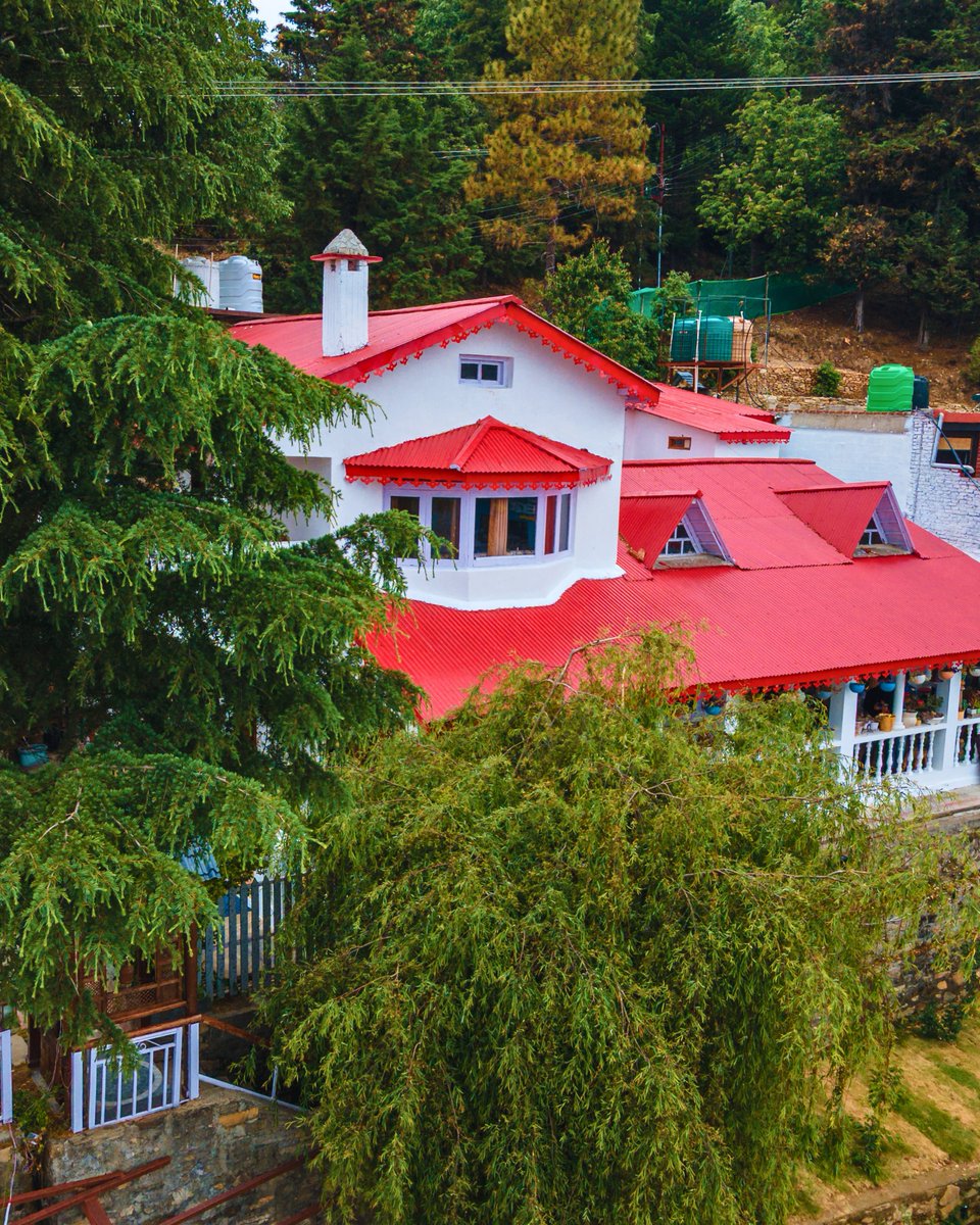 HomeyHuts's tweet photo. Stone Heritage – Antique Luxury Hill Home in Mukteshwar
A lovingly handcrafted retreat with antique luxury rooms, and a stone-carved balcony overlooking panoramic Himalayan views.
📱 Book now: https://t.co/H2R0rxFHY3
📞 WhatsApp: +91 6301228891
#Homeyhuts #HeritageHomestay https://t.co/byMT3asxGr