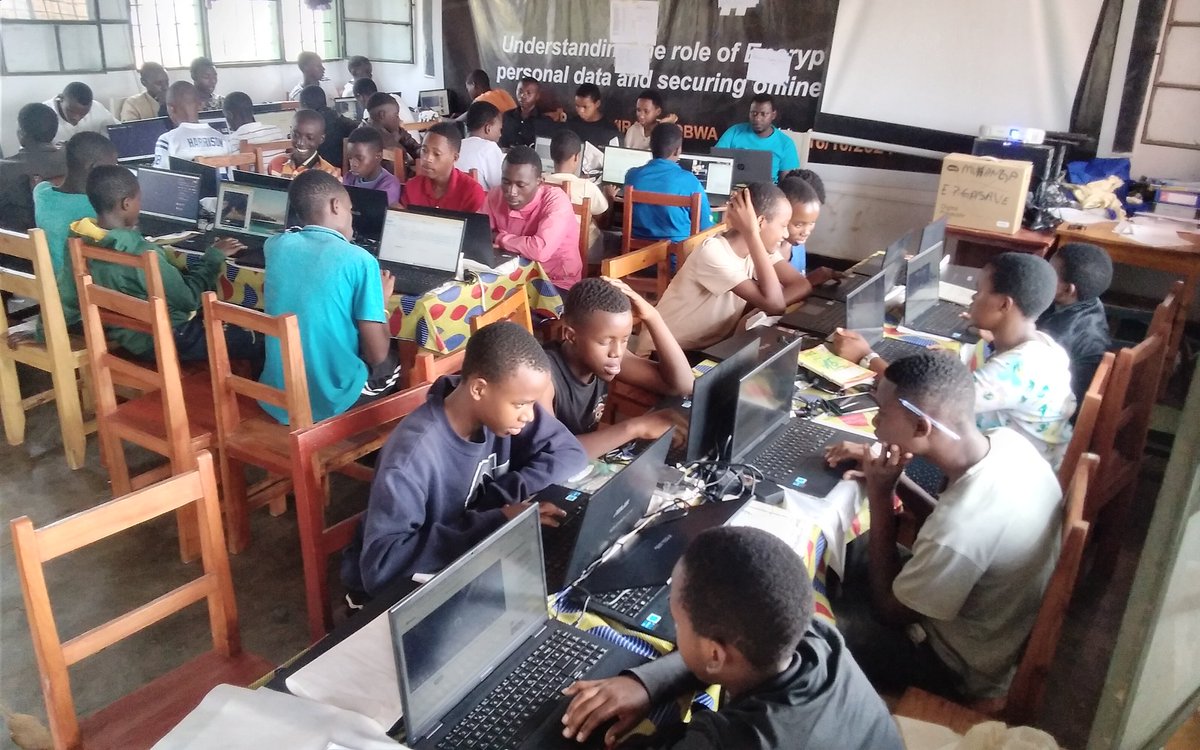 Groupe Scolaire Nyirarukobwa/Ntarama/Bugesera tweet media