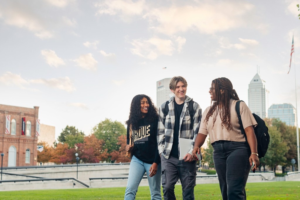 🎯 Top 2 Industrial Engineering program in the nation.
🌆 Industry partnerships in the heart of Indianapolis.
This is the Purdue Edwardson School of Industrial Engineering in Indianapolis.