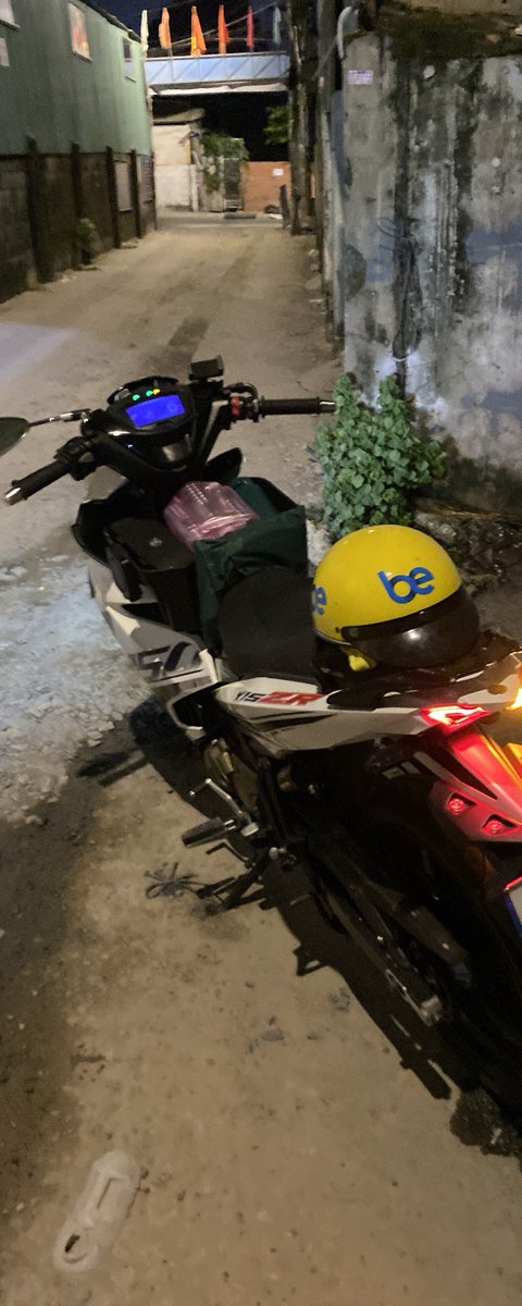 Ai ủng hộ bậy vài cuốc kiếm ly cf đi 😄