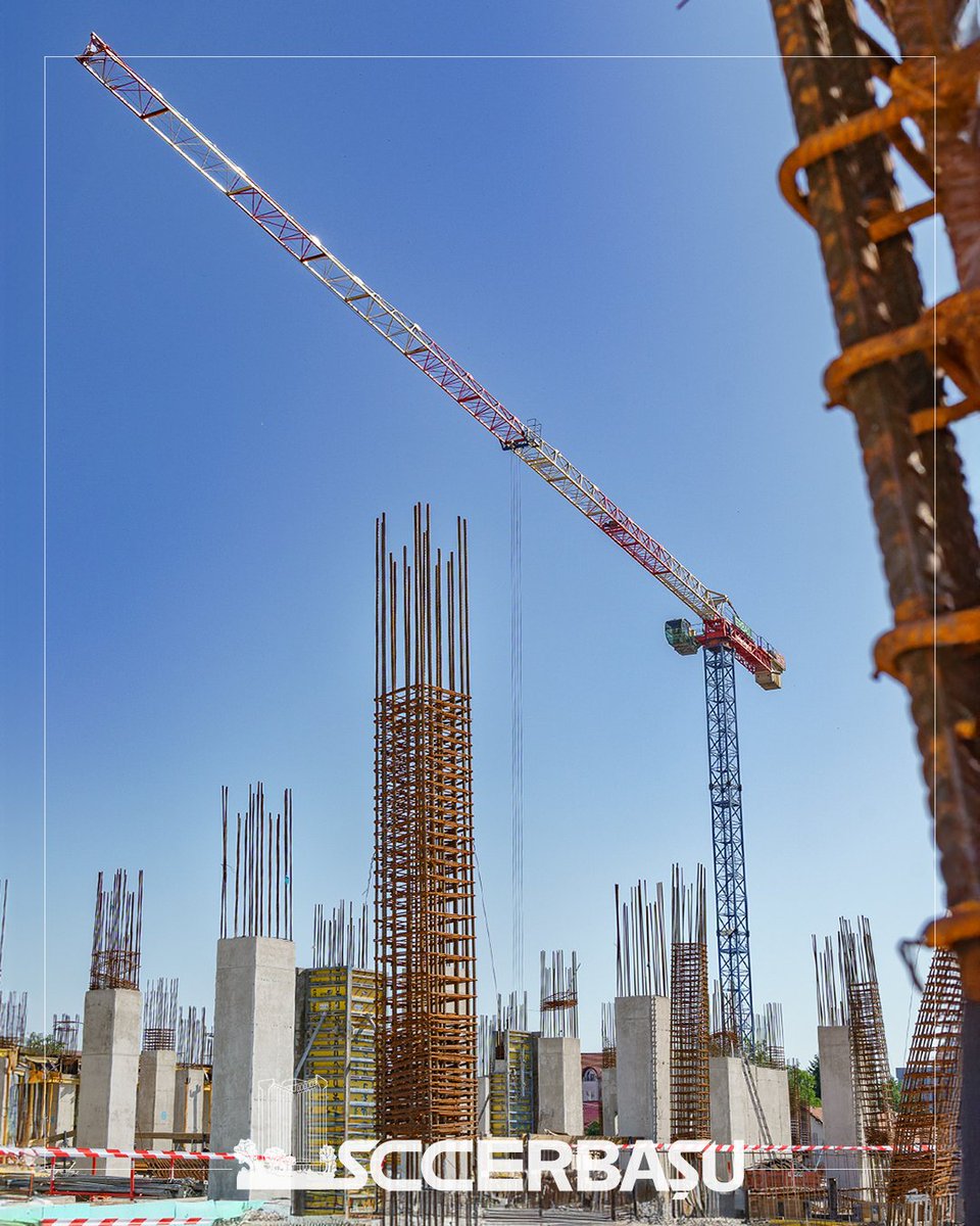 ConstructiiErb's tweet photo. Fiecare fundație ridicată astăzi poate însemna o viață salvată mâine. Viitorul 𝐒𝐩𝐢𝐭𝐚𝐥 𝐝𝐞 𝐁𝐨𝐥𝐢 𝐈𝐧𝐟𝐞𝐜𝐭̦𝐢𝐨𝐚𝐬𝐞 𝐬̦𝐢 𝐏𝐧𝐞𝐮𝐦𝐨𝐥𝐨𝐠𝐢𝐞 din Oradea prinde contur cu fiecare etapă dusă la bun sfârșit.

Construim pentru viitor.
În România. 📷 https://t.co/SBxmeNrFMh