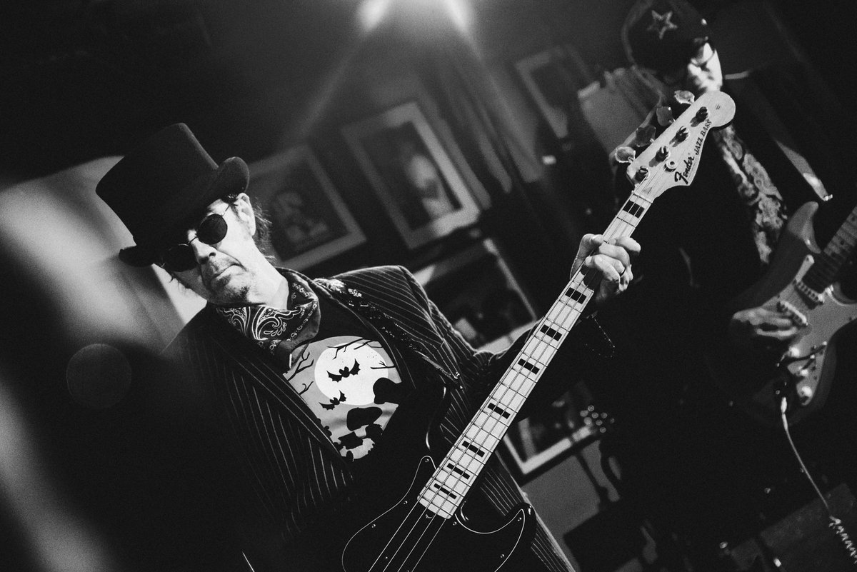 KillerStar tweet media