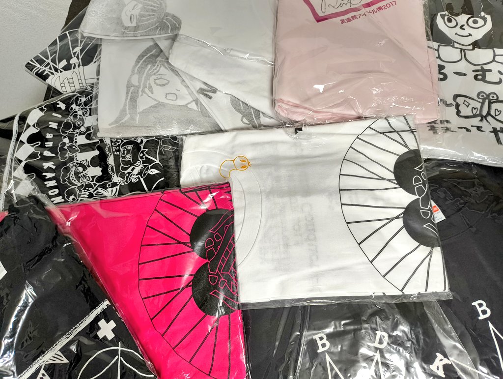 insect_102's tweet photo. 10年前の明日（2015.08.14)阿佐ヶ谷家劇場にぼにわん（BONNY1）観にイって衝撃受けて翌昼（2015.08.15)町田Nutty'sで絵恋嬢と少女閣下のインターナショナルさんを観た帰りの夜再び阿佐ヶ谷家劇場でぼにすりぃ（BONNY3）観てからの今夜（2025.08.13)下北沢SHELTERで爆音少女症候群Øさん久々のステージ https://t.co/TFUXxycCgi
