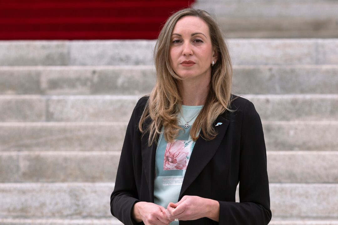 Incidenti u vojvođanskim gradovima upućuju na to da se približavaju lokalni izbori u Kuli - pored toga u pitanju su radikali koji poznaju metode međunacionalnog huškanja, i to je u Vojvodini najlakše izvesti. 

Međutim, ovog puta to im nije upalilo, niti mislim da će upaliti, jer