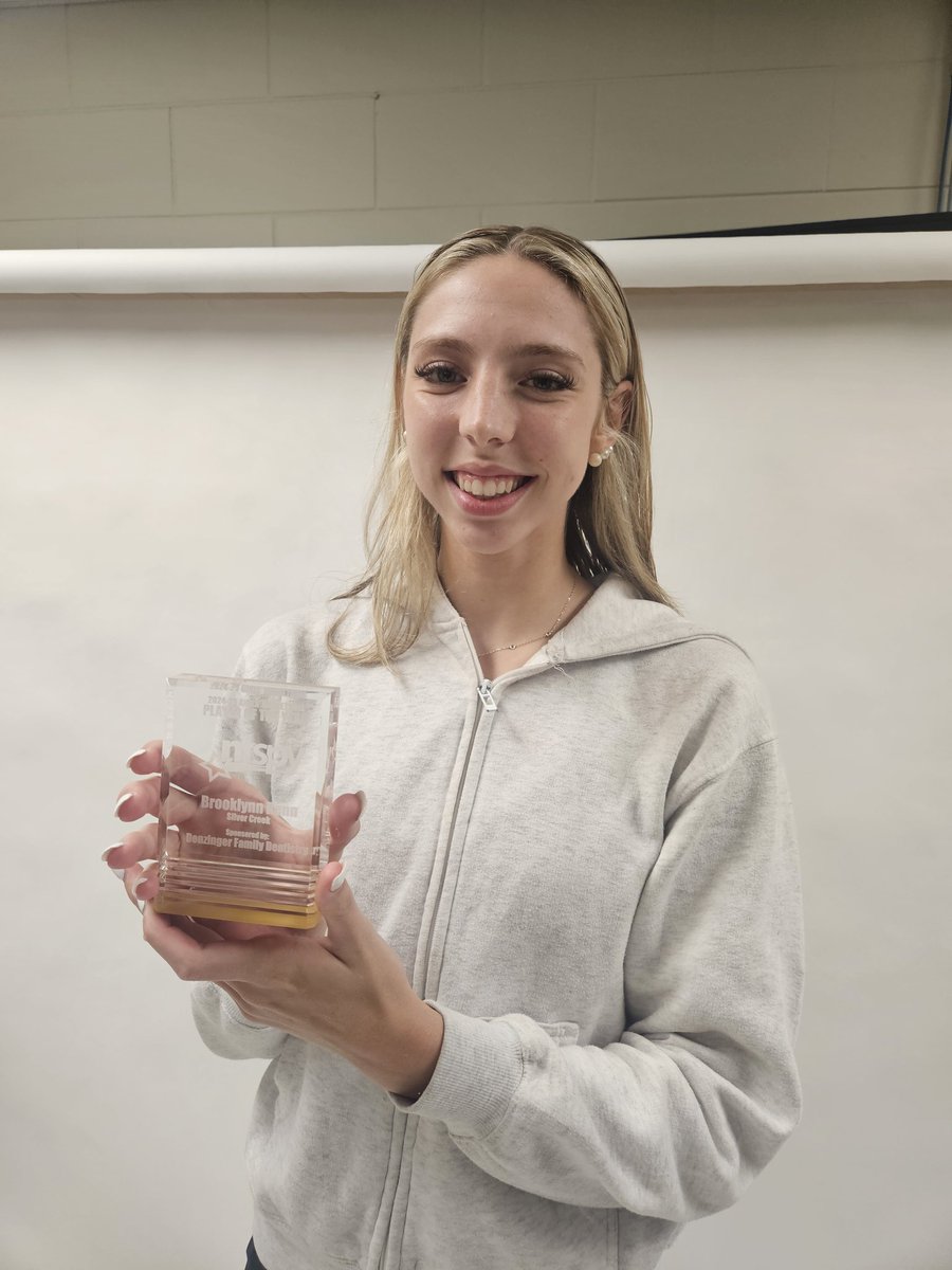 Josh Cook (@joshcooknt) on Twitter photo Finally got a chance to give <a href="/RennBrooklynn/">Brooklynn Renn</a> her NTSPY award for Girls' Basketball Player of the Year last night. <a href="/SCHSGBB/">Silver Creek Lady Dragons</a> Finally got a chance to give <a href="/RennBrooklynn/">Brooklynn Renn</a> her NTSPY award for Girls' Basketball Player of the Year last night. <a href="/SCHSGBB/">Silver Creek Lady Dragons</a>