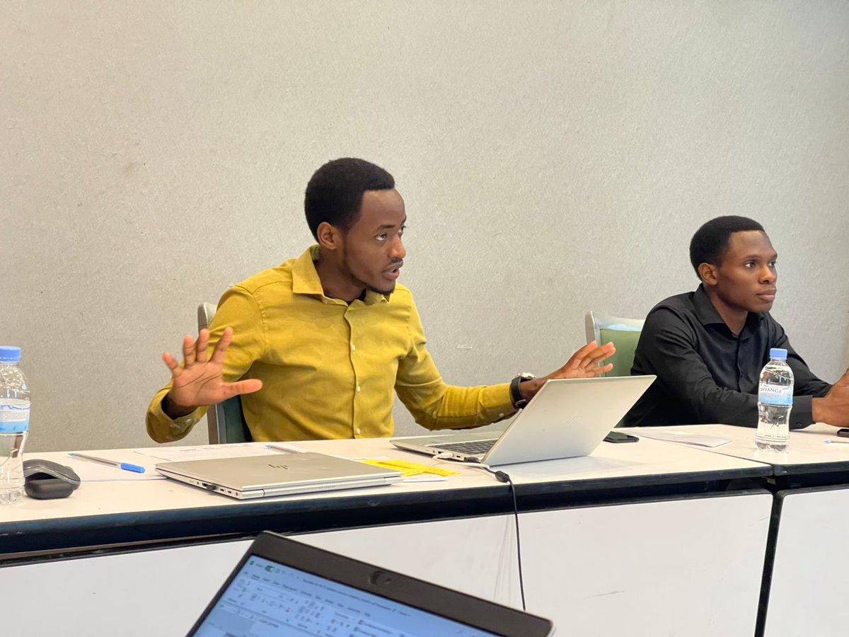 Water4People_RW's tweet photo. 1/5 . After the successful launch of a WASH loan product by the @BankofKigali  in June 2025, Water For People, through its Isoko y’Ubuzima project in partnership with @unicefrw  and the @RwandaInfra , has kicked off a three-week training for commercial financial institutions, ... https://t.co/1U9OPIef9t