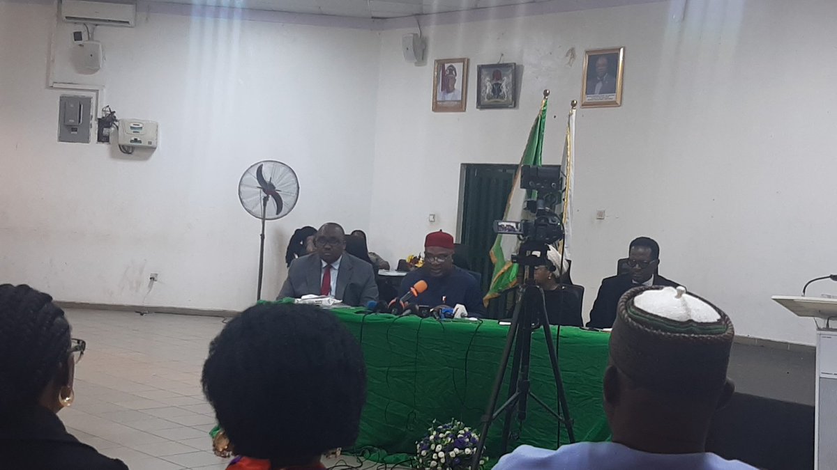 NhrcNigeria's tweet image. 🚨 PRESS CONFERENCE 🚨

The NHRC is currently holding a press conference on recent human rights concerns in Nigeria’s aviation sector, addressing incidents involving Value Jet &amp;amp; Wasiu Ayinde, and Ibom Air &amp;amp; Comfort Emmason.

#HumanRights #AviationRights #NHRC
#IbomAir #ValueJet