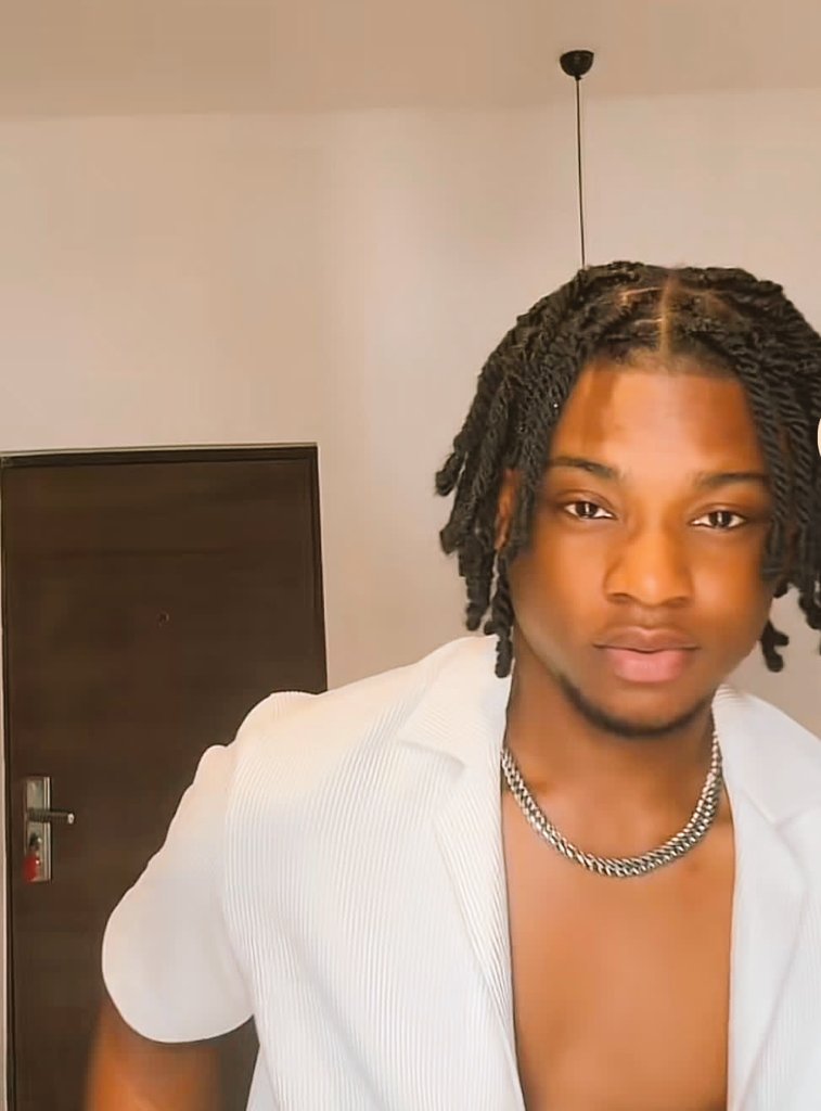 Rubikayy's tweet image. If you like, cry him a river😹😹 3koraa we&apos;ve chopped😂 😂 My rich unappreciative fave ryd there😎 #Fpg in the mud😭😹 e come dey pain you😹😂 

EMMANUEL ANKRAH
ROSE OWUSU KONADU
DRISEY THE BRAND

EMMANUEL ANKRAH 
ROSE OWUSU KONADU 
DRISEY THE BRAND

EMMANUEL ANKRAH