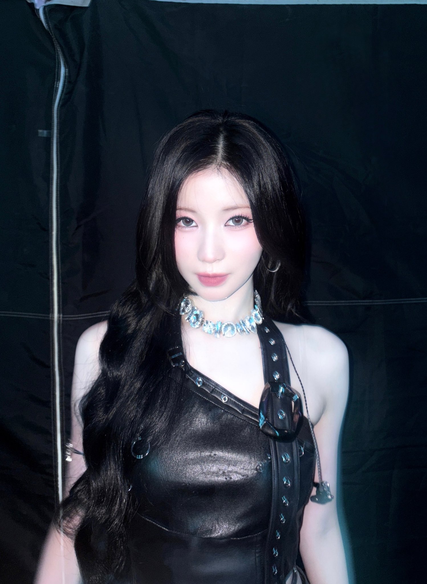 ベビモンM/V BEHINDアサ(ASA)コンプリートセット(出品→3月2日まで BABYMONSTER ASA_아사 (@BABYMON__ASA) / X