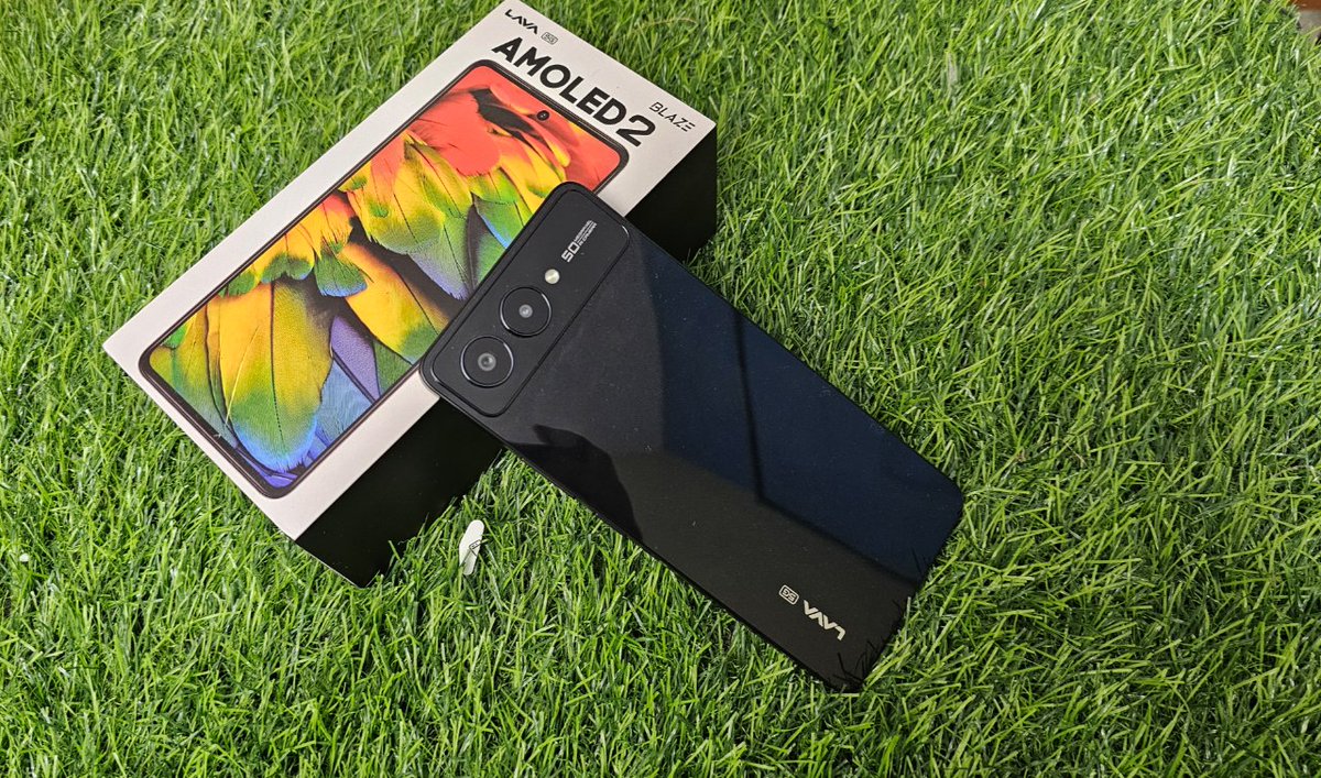 adithyatechh's tweet image. Been using the #LavaBlazeAMOLED2 5G for a while — super light, clean &amp;amp; neat software, good for multimedia, light to normal use, and even perfect for elders who want an easy,clean phone.
Also ideal as a secondary phone with good battery &amp;amp; clean UI. Worth checking out! 
-Not an Ad
