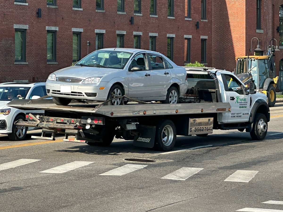 Bullet holes are visible in the windshield of this car, towed off from the scene of a deadly officer-involved shooting yesterday afternoon in Keene.

Read the latest developments here on WMUR-TV: wmur.com/article/police…