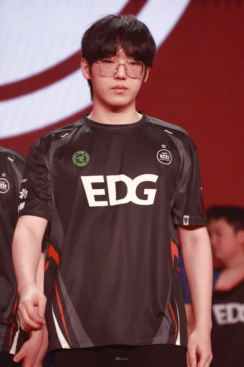 Slxxxxlxls's tweet image. -20250810
#smoggy