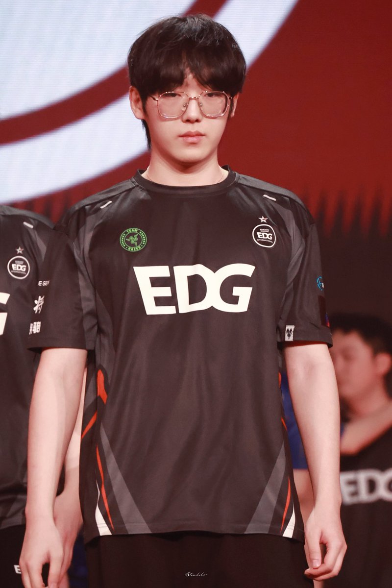 Slxxxxlxls's tweet image. -20250810
#smoggy