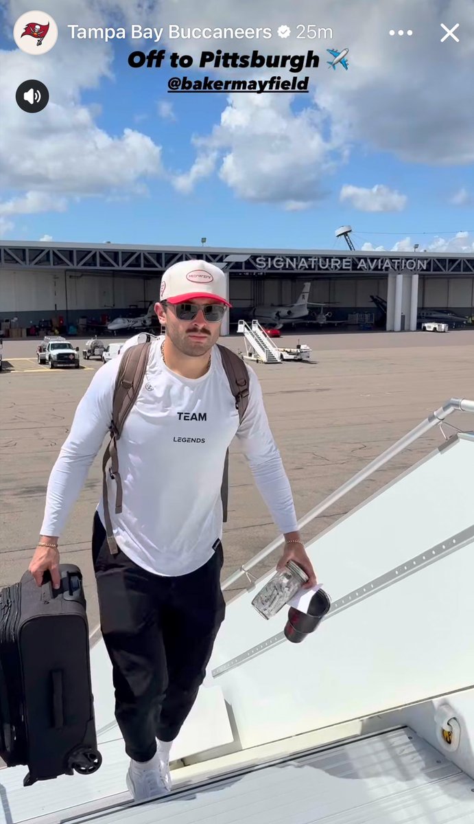 21kkennedy's tweet photo. Baker bringing his own juice to the party. Love it. Go Bucs! 🔥 @Buccaneers https://t.co/hgNF555eRA