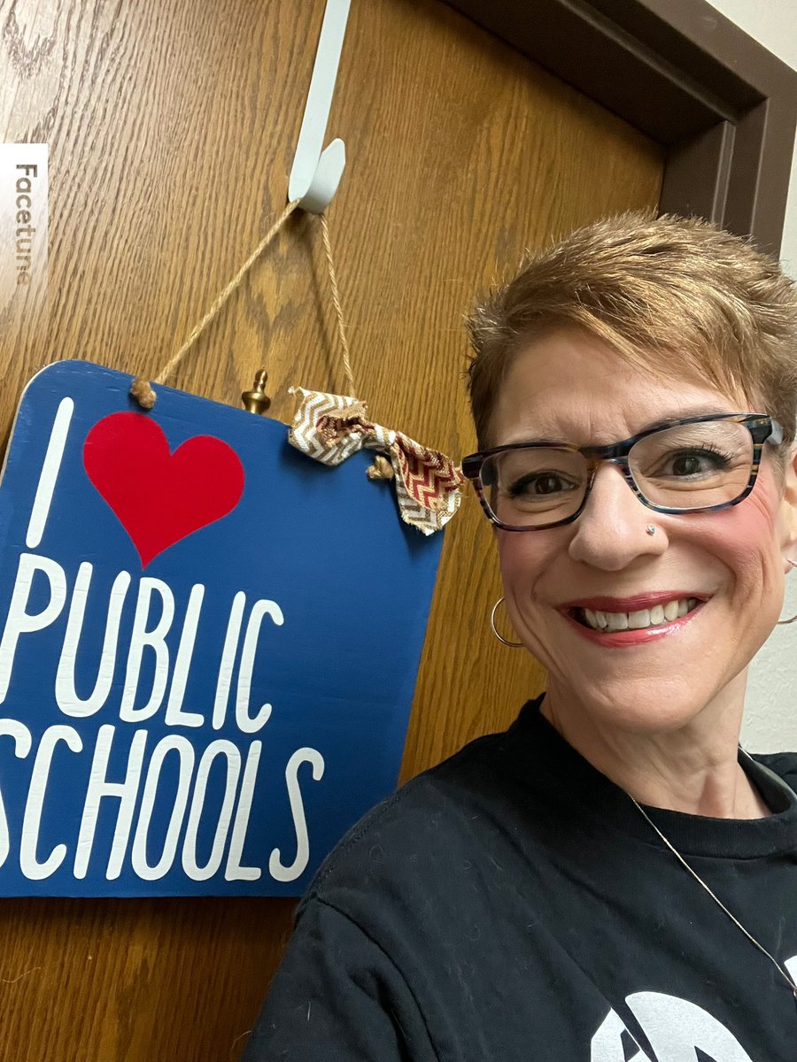 Imhere4Apolo's tweet image. Year 25 with @LPSorg &amp;amp; year 4 with @LPS_ArtsFocus. Never a dull moment! Let’s go! #FirstWeekLPS