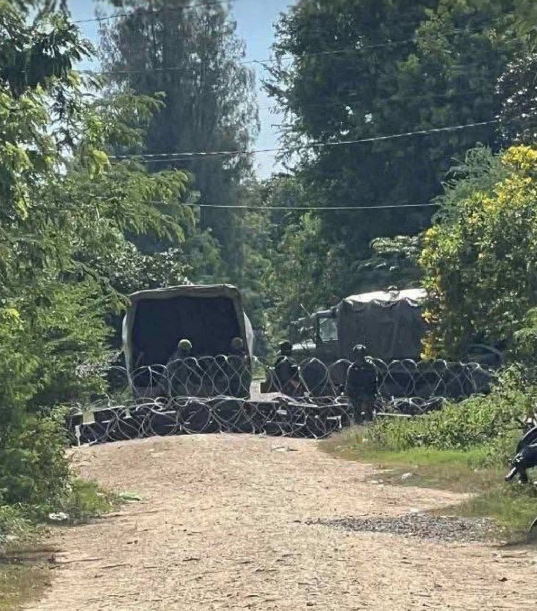Honglin28's tweet photo. I don’t is Thailand should call themselves a human or not.

#ThailandViolatestheceasefire
#ThailandAgainstGBC https://t.co/YosqUo0LT2