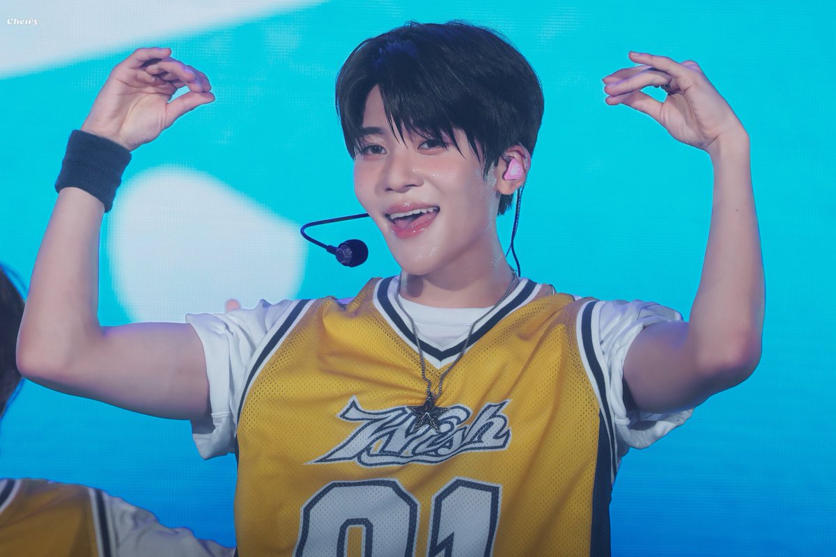 若いって肌綺麗だな(｡・‧̫・｡)ｏ🪄