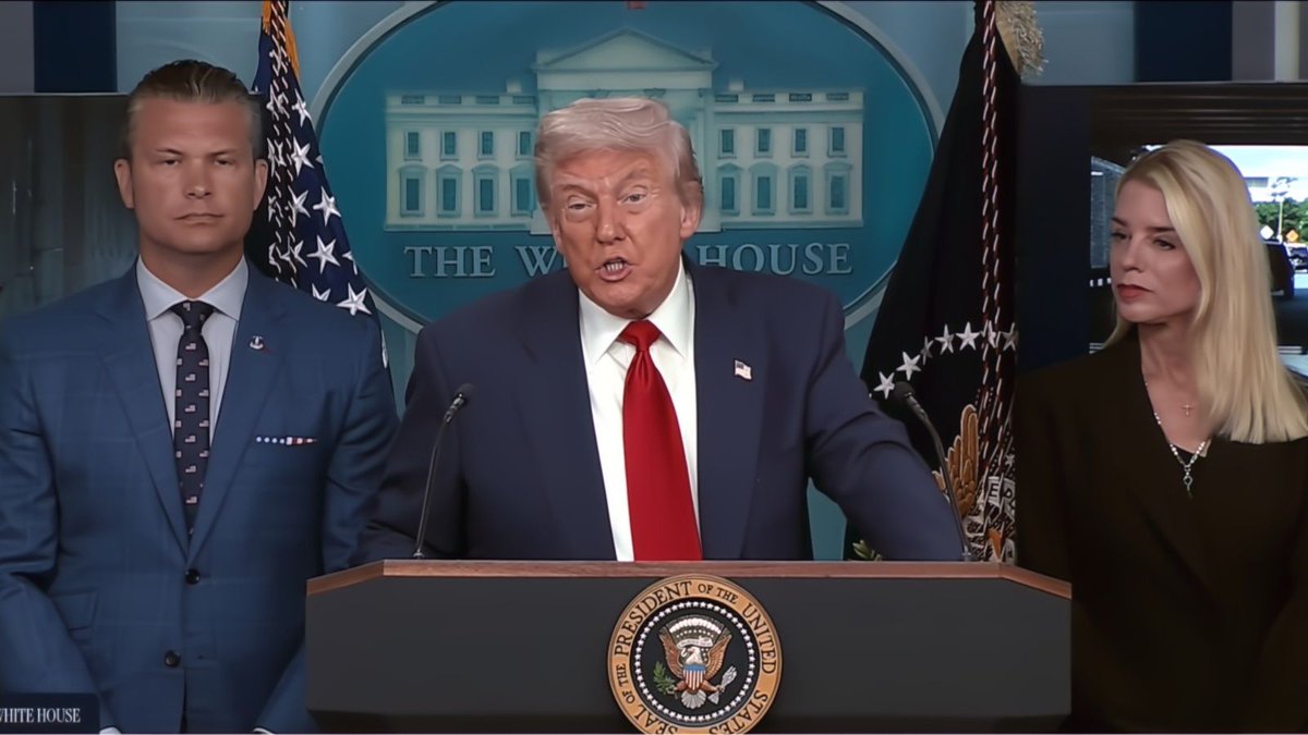 Trump Held His Biggest White House Briefing Ever

Alongside Pam Bondi &amp; Pete Hegseth, he dropped major announcements and clues about what’s coming next.

Everyone should read these biggest changes. Why it’s the biggest societal shift in U.S. history:

A thread 🧵