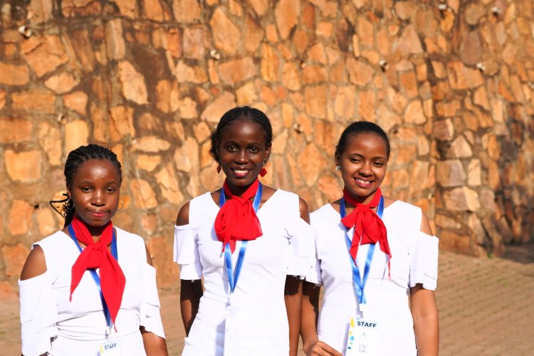 SmizeUshersUg's tweet photo. We're the face of excellence! 🌟 Smize Ushers provided top-notch service at the UMA show grounds. Hire us for your next event! 💕.....Day 2 of the Family Health Expo #SmizeUshers #UsheringServices https://t.co/iwzFVaJV3k
