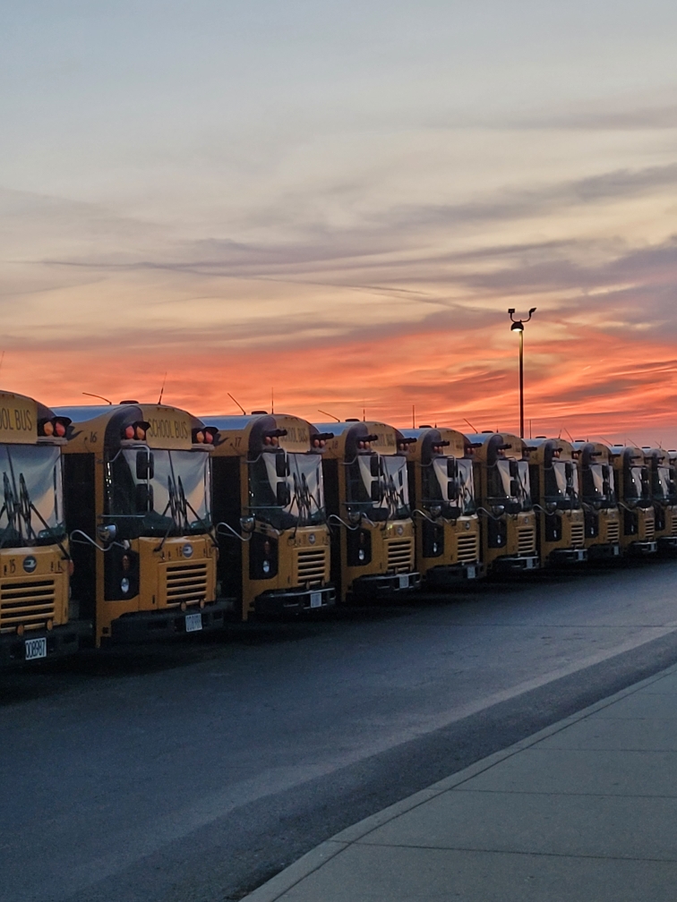 📚 School Starts Tomorrow!!! 🚌
MS/HS 7:40am - 2:20pm &amp; Elem 9:40am - 3:30pm
Our buses will be back on the roads!  When you see a school bus with its stop arm out and 🚨red lights 🚨flashing, that means STOP.🛑 
Let’s make this a safe and successful school year!
