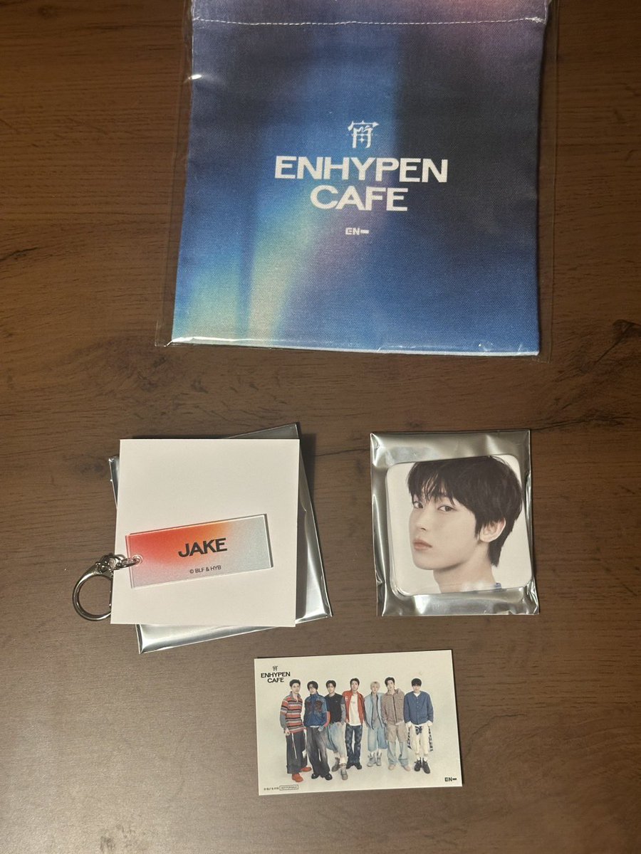 sunoohoon72's tweet photo. ENHYPEN CAFE 2025

【譲】ソヌ ジェイク

【求】缶バッチ▶︎ジョンウォン
        アクキー▶︎ソンフン

郵送にて交換希望です！
お気軽にお声掛けください🍀

 #ENHYPEN
 #ENHYPEN交換
 #ENHYPENCAFE https://t.co/akgXzkMVdJ