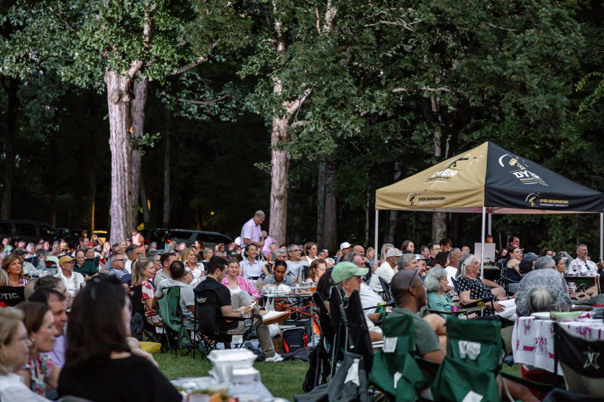 Vanderbilt Dyer Observatory (@dyerobservers) on Twitter photo 🎶 Last month's #BluebirdOnTheMountain event was full of spellbinding music, stunning sunset views and picnics.
Tickets go live at noon today for our Sept. 13 concert featuring <a href="/brinley_/">Brinley Addington</a>, <a href="/sarahbuxton/">Sarah Buxton</a> & Aaron Eshius!
Grab tix before they're gone: ow.ly/qpXu50Wx2kN 🎶 Last month's #BluebirdOnTheMountain event was full of spellbinding music, stunning sunset views and picnics.
Tickets go live at noon today for our Sept. 13 concert featuring <a href="/brinley_/">Brinley Addington</a>, <a href="/sarahbuxton/">Sarah Buxton</a> & Aaron Eshius!
Grab tix before they're gone: ow.ly/qpXu50Wx2kN