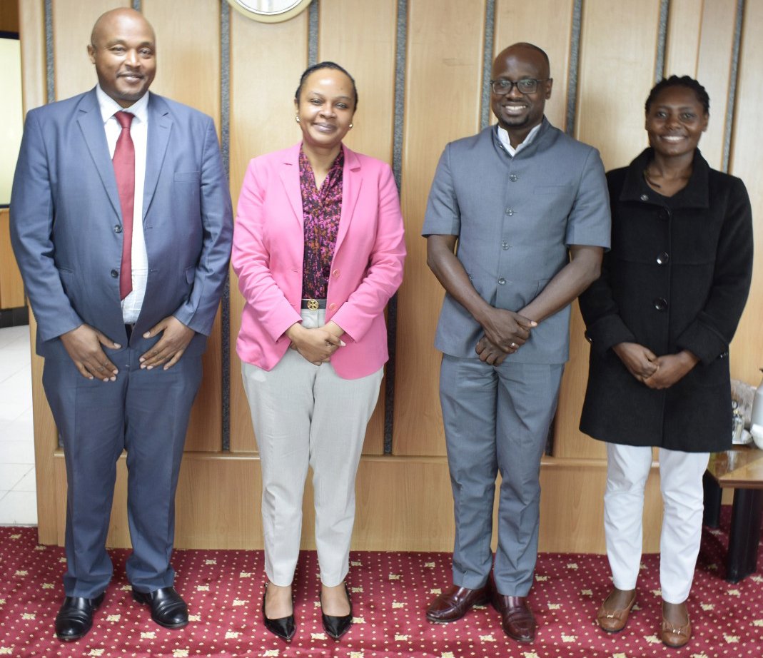 CHAK leadership, led by our General Secretary and CEO Dr. Chrisostim Barasa and Head of Programs Dr. Peter Rumunyu, met with Dr. Mercy Mwangangi, CEO of the Social Health Authority (SHA), at the SHA Head Office in Nairobi.
The meeting focused on advancing Primary Health Care