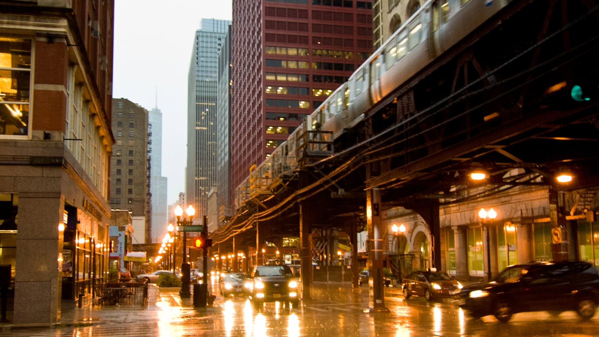 PrairieResInst's tweet photo. ⛈️ Intense rainstorms are hitting Illinois harder and more often because of climate change. The @watersurvey is tracking these extreme events to help improve flood maps and models so communities can better prepare. 👉 Read the latest @ILClimatologist blog in the thread https://t.co/RhlUtX8fld