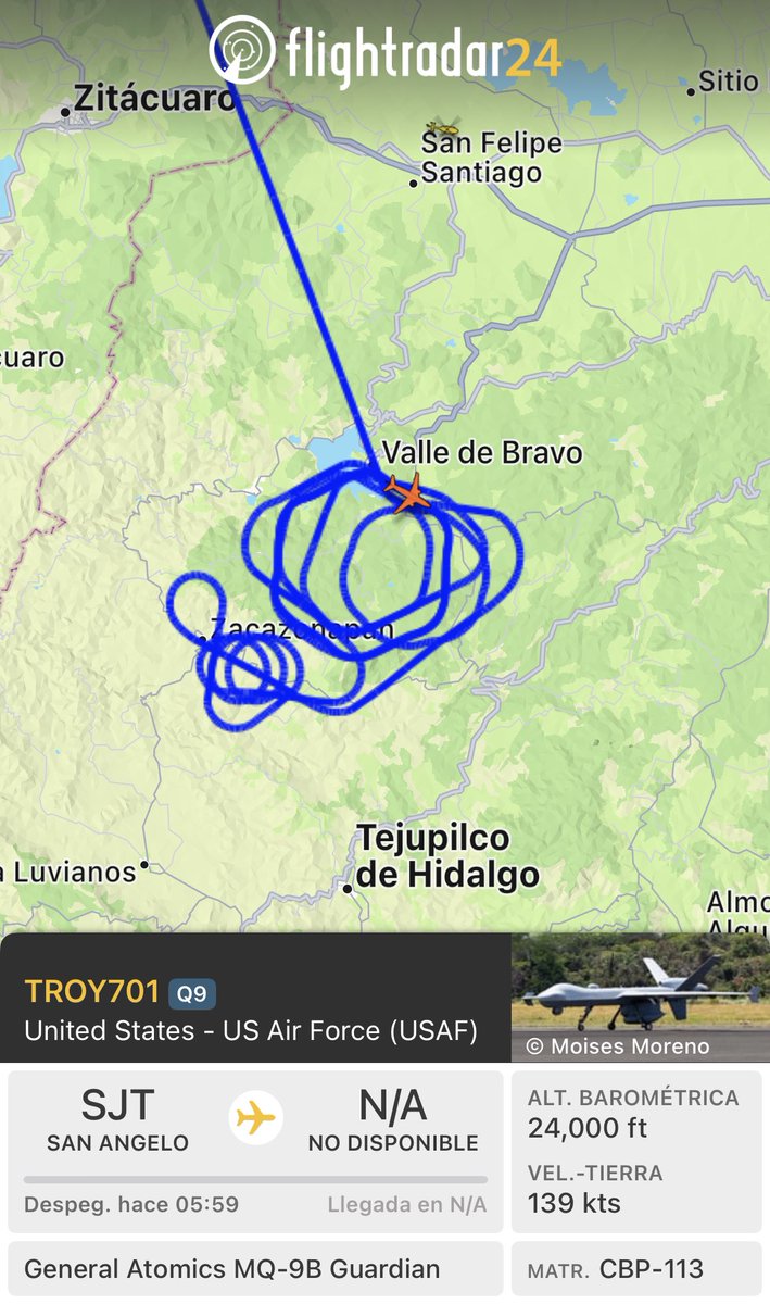 MLopezSanMartin's tweet image. ¿Qué hace una aeronave militar de EU sobrevolando Valle de Bravo?

Tiene horas dando vueltas sobre el Edomex

¿Con el consentimiento del gobierno de México? 

A las 8:08am de este miércoles 13 de agosto está a 24 mil pies de altura  

[📷 Flightradar]
