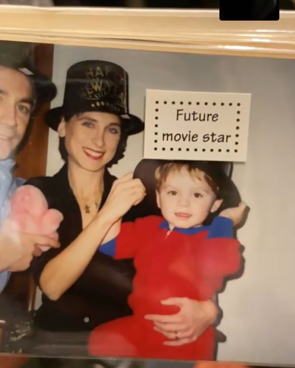Timothée Chalamet Updates tweet media