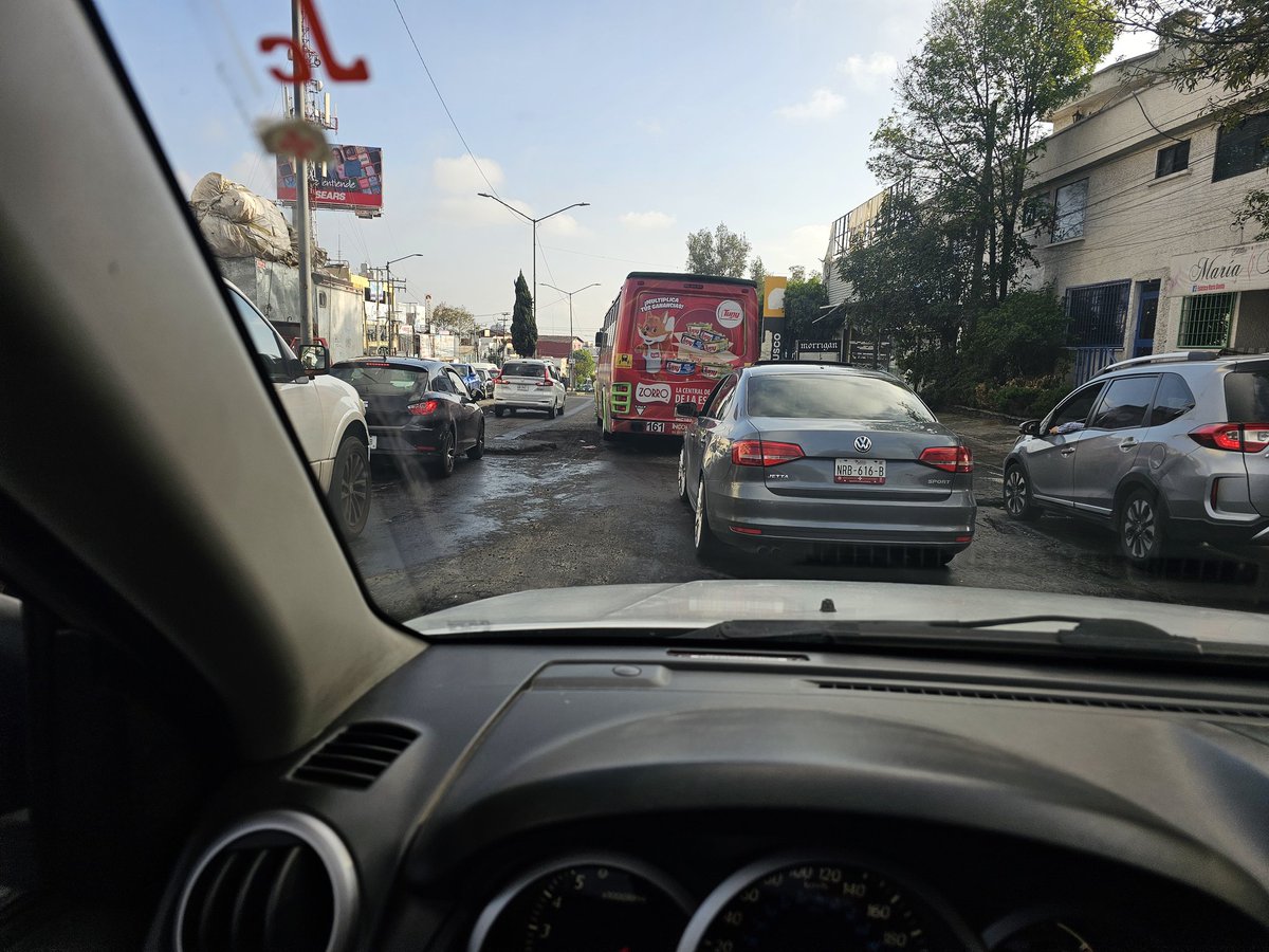 LuisaNavaG's tweet photo. @SOBSECDMX Picacho ajusco entre sinanche y acanchen imposible https://t.co/S2B6k1FEbT