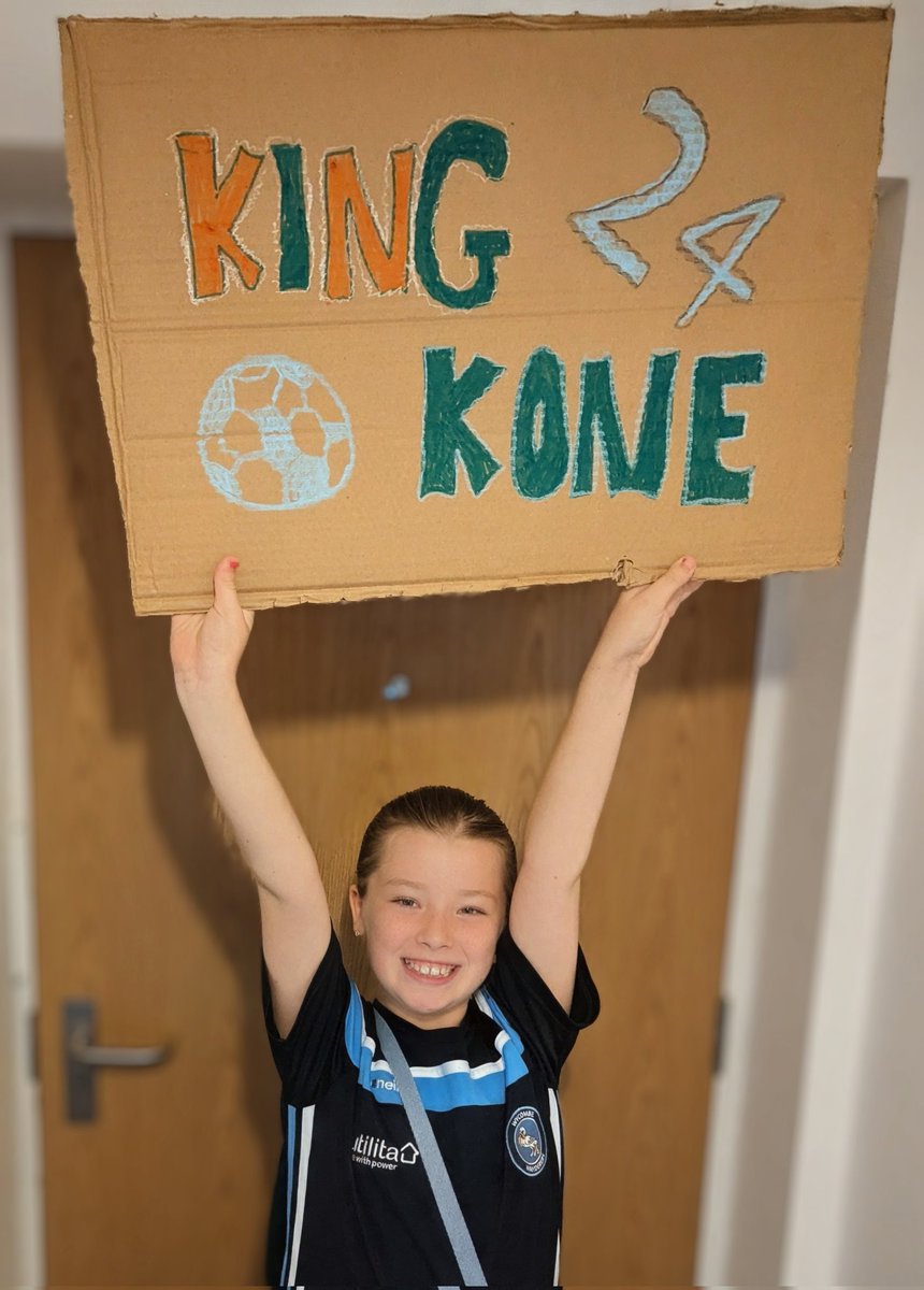 Daughters in bits 😭 Good luck to <a href="/richardkone17/">Richardkone24</a> absolute baller, Going to smash the Championship 🔥