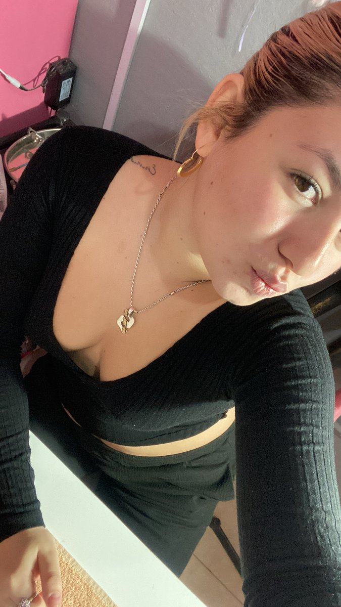 Grace_Moonn's tweet photo. These tits would look better covered in sweat.

See why. FREE LINK's down there ⬇️ https://t.co/SprAjXeN61