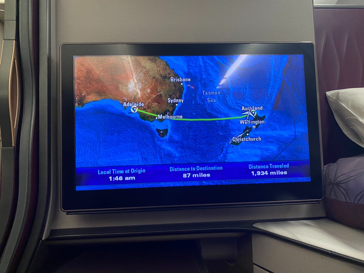 Films_Inspire's tweet image. On the way to New Zealand! 🇳🇿Takeoff from Australia; enjoying some fresh strawberries on board. #FlightExperience @VirginAustralia @FlyAirNZ