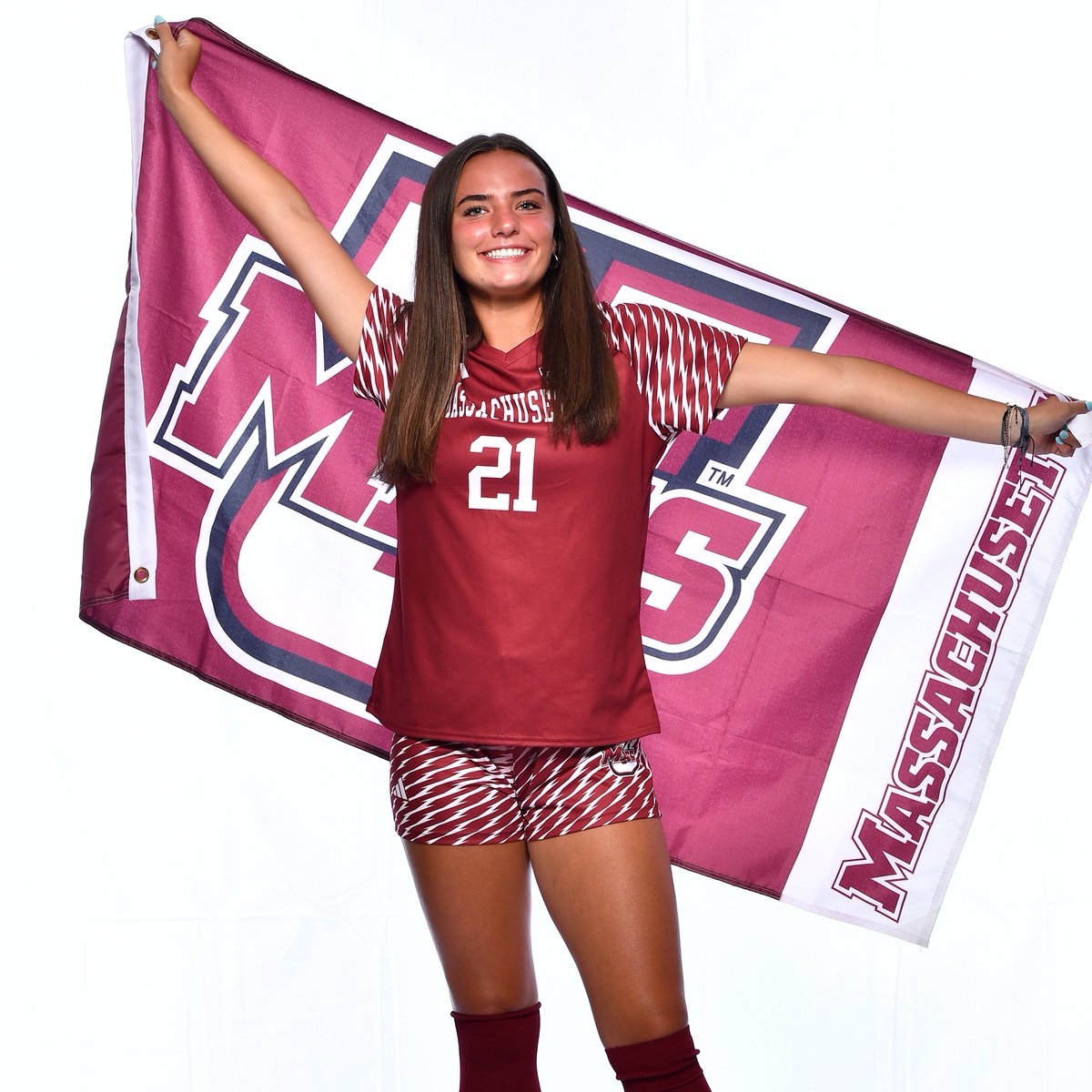 UMassWSoccer's tweet photo. We are ready for gameday... Are you⁉️
Can't wait to see you all at #FortRudd⚔️ tomorrow for our home opener at 4 p.m.‼️⚽️
#Flagship🚩 https://t.co/8Z54sxqbeM
