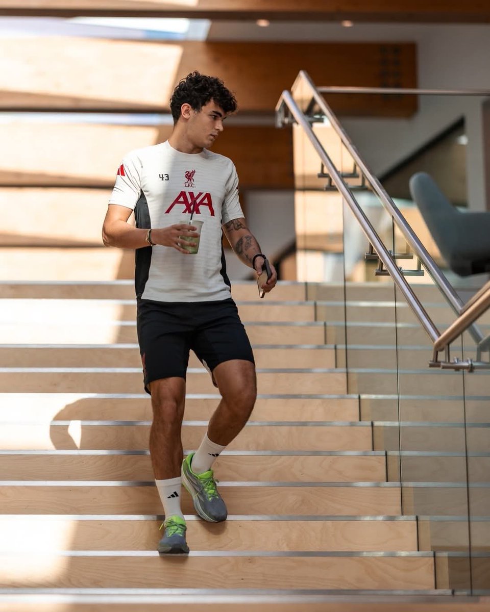 LFC Transfer Room tweet media