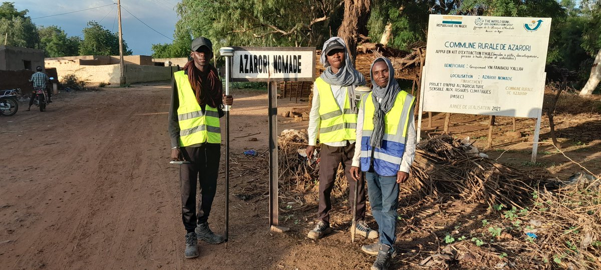 GeoMindsAfrica's tweet image. #GeoMindsAfrica is continuing to provide its expertise in high-precision #topographic #surveying as part of the #PIDACCBN project in the #Tahoua region, at the #Azarori #Nomade site in #Niger, in order to help #reduce the #vulnerability of local residents to #flooding.