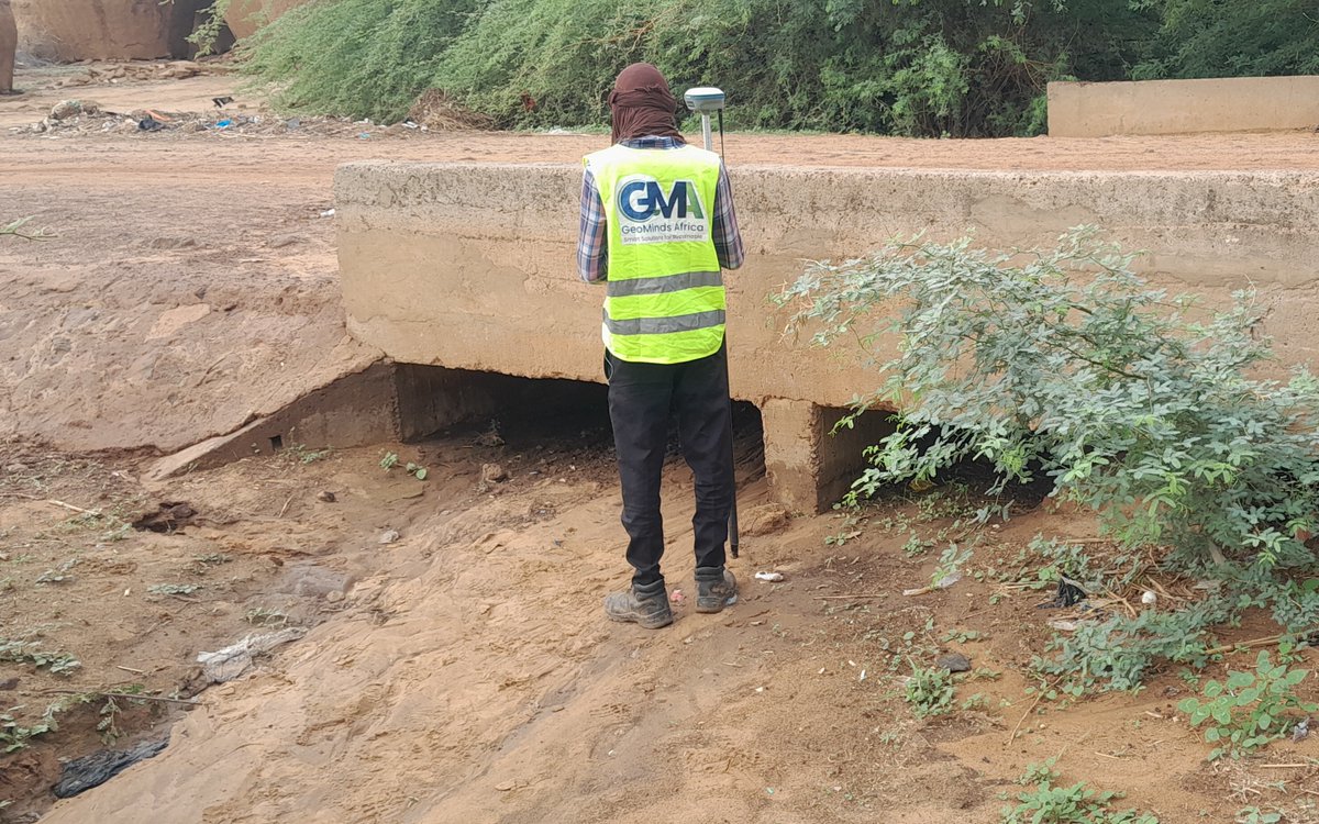 GeoMindsAfrica's tweet image. #GeoMindsAfrica is continuing to provide its expertise in high-precision #topographic #surveying as part of the #PIDACCBN project in the #Tahoua region, at the #Azarori #Nomade site in #Niger, in order to help #reduce the #vulnerability of local residents to #flooding.