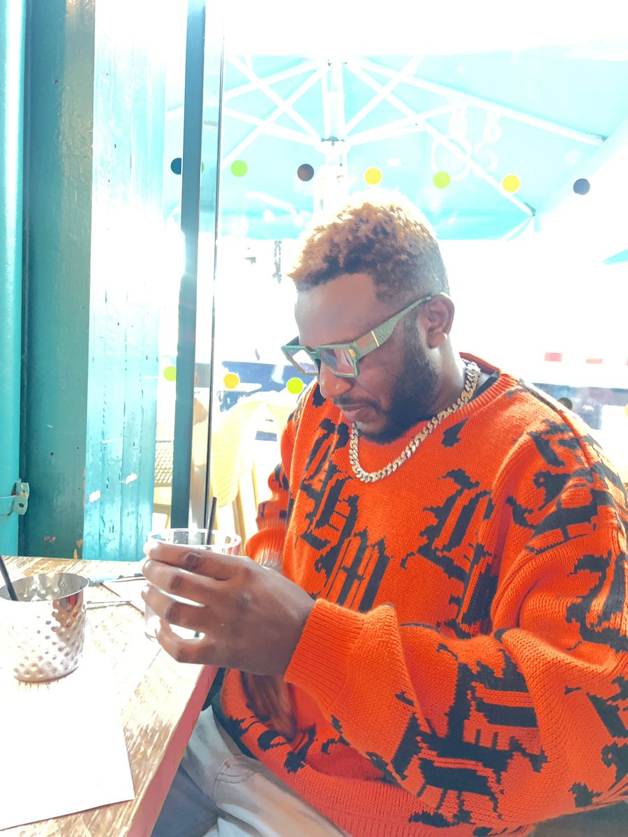 TheConfused10's tweet photo. https://t.co/Jdzqi5uc19