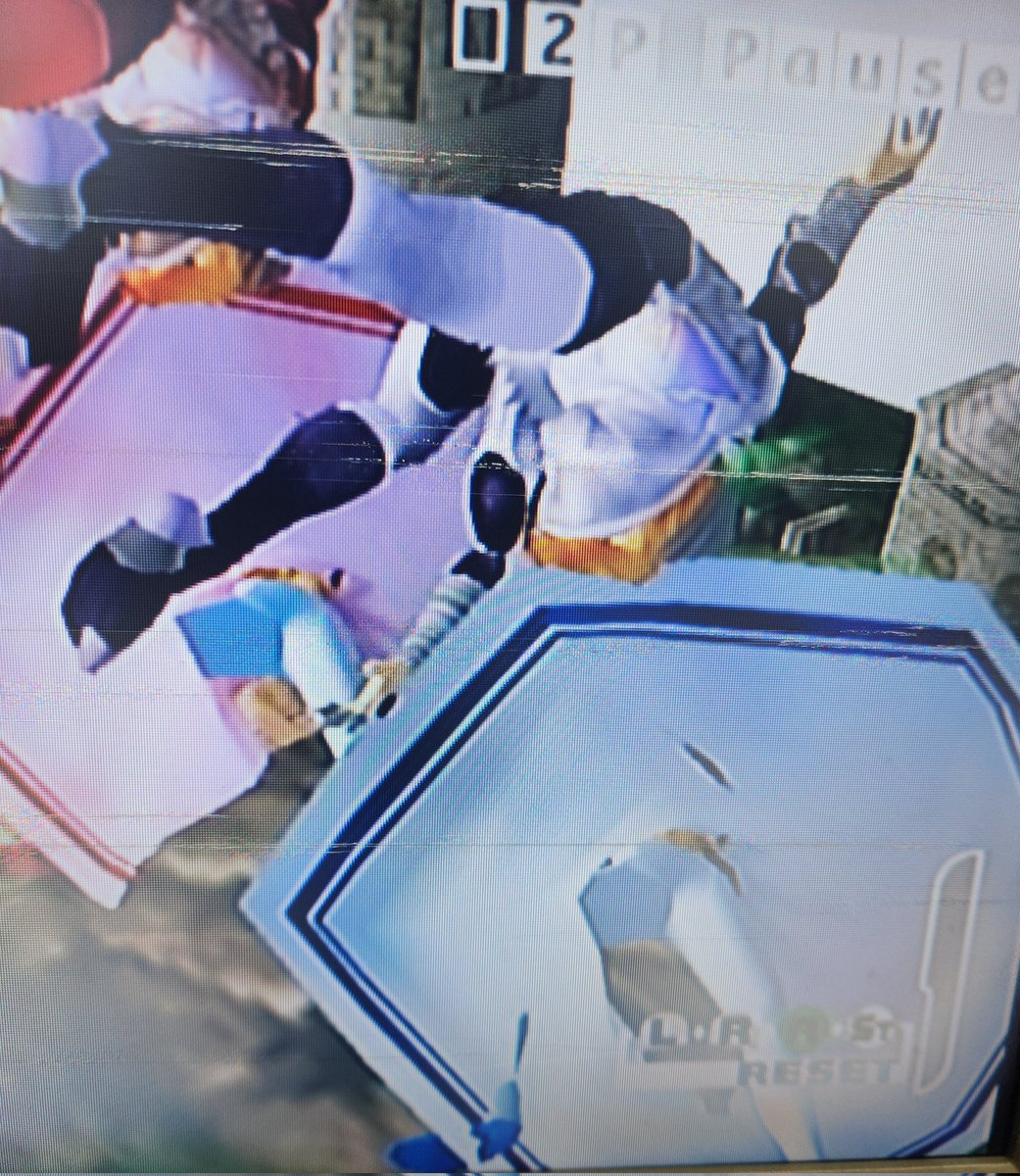 ルーク tweet media