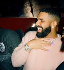 NobelRoi's tweet photo. @blackRPDRfans @TLoveSpeaksss If you not one why you mad?
It was a rap battle, verbal "gloves off" best verse wins.
Take that "see you in court" nonsense back to light skin Canada.
#DrakeIsNotHiphop https://t.co/Co8joyLkVD