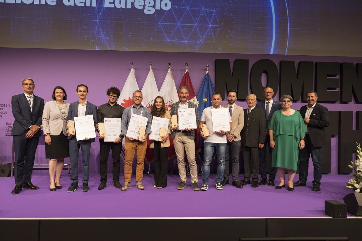 Un nuovo record per gli Euregio-Awards, giunti alla quindicesima edizione: sono 110 i progetti presentati quest'anno, di cui 46 candidature per Il Premio Giovani Ricercatori <a href="/Euregio_Tirol/">Euregio Tirol-BZ-TN</a> e 54 per il Premio Innovazione Euregio ⤵️
ufficiostampa.provincia.tn.it/Comunicati/Eur…