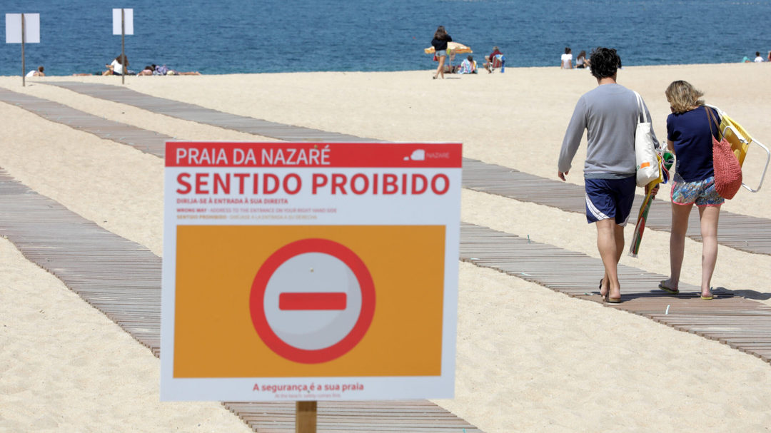 Praia da Vieira na Marinha Grande interditada a banhos devido a avaria em estação elevatória... eco.sapo.pt/2025/08/13/pra…
