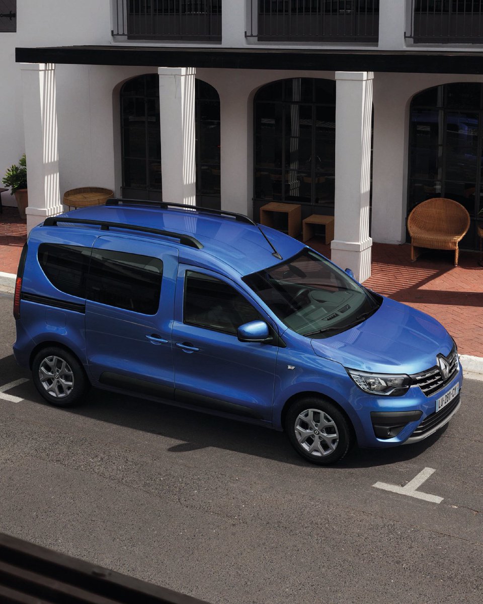 RenaultRD's tweet photo. con capacidad para 5 pasajeros, asientos cómodos y múltiples compartimientos, Renault Express Pasajeros combina practicidad, seguridad y confort en cada trayecto.
ideal para moverte con los tuyos, sin complicaciones.
#RenaultExpress https://t.co/NDjHF4PQst