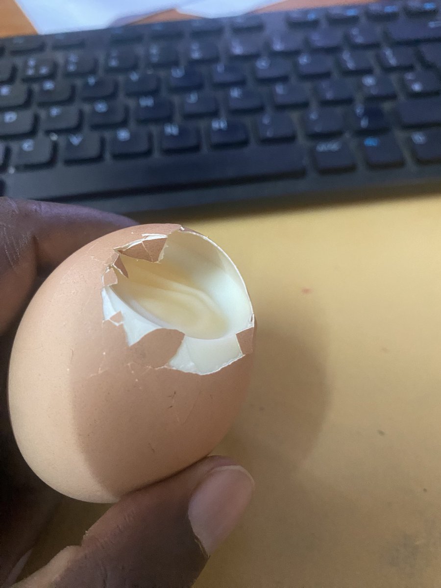 Dear hens, the air space is becoming too big. #policeug should intervene in this issue